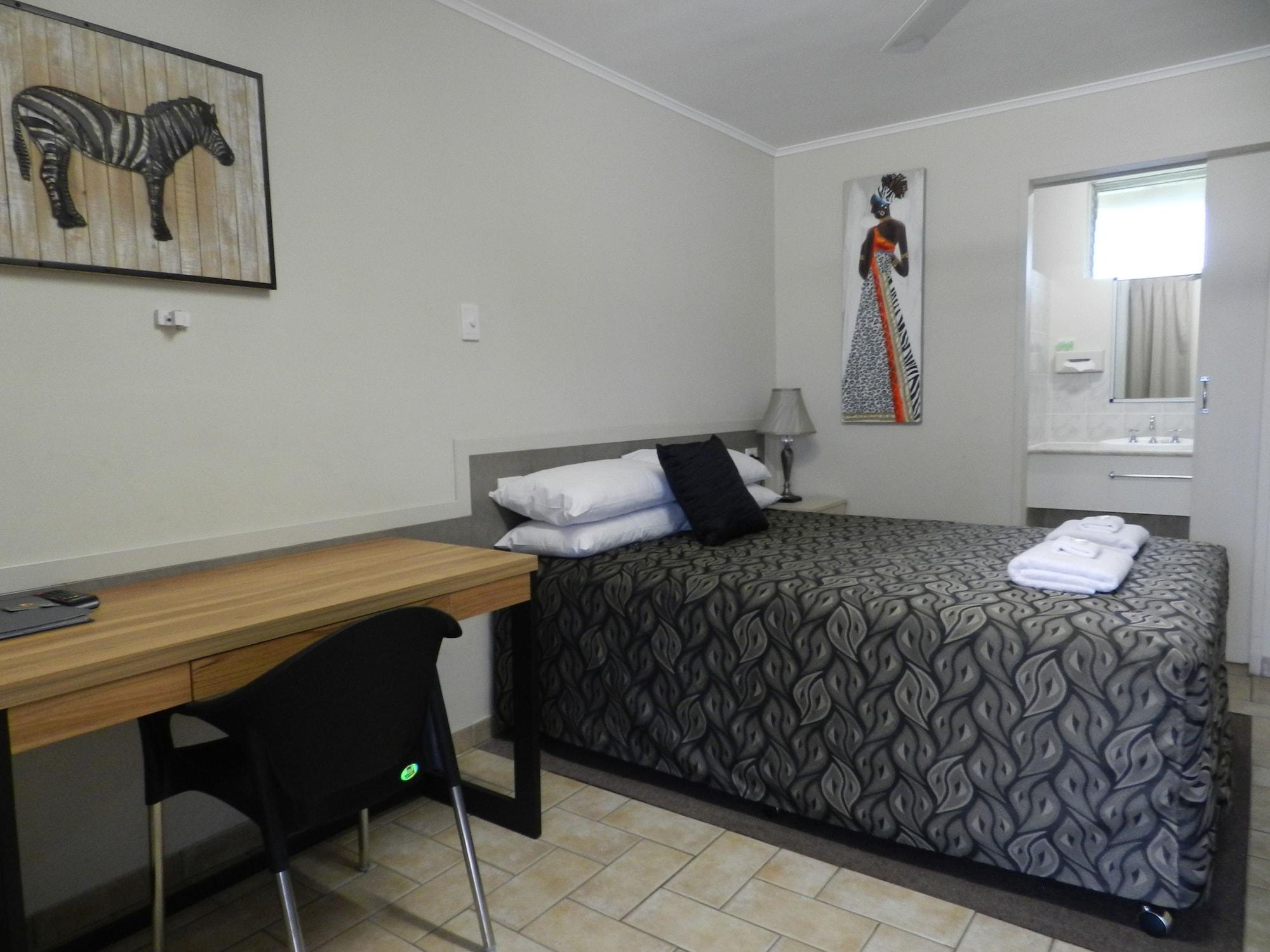 Golden Palms Motor Inn Μπούνταμπεργκ Εξωτερικό φωτογραφία