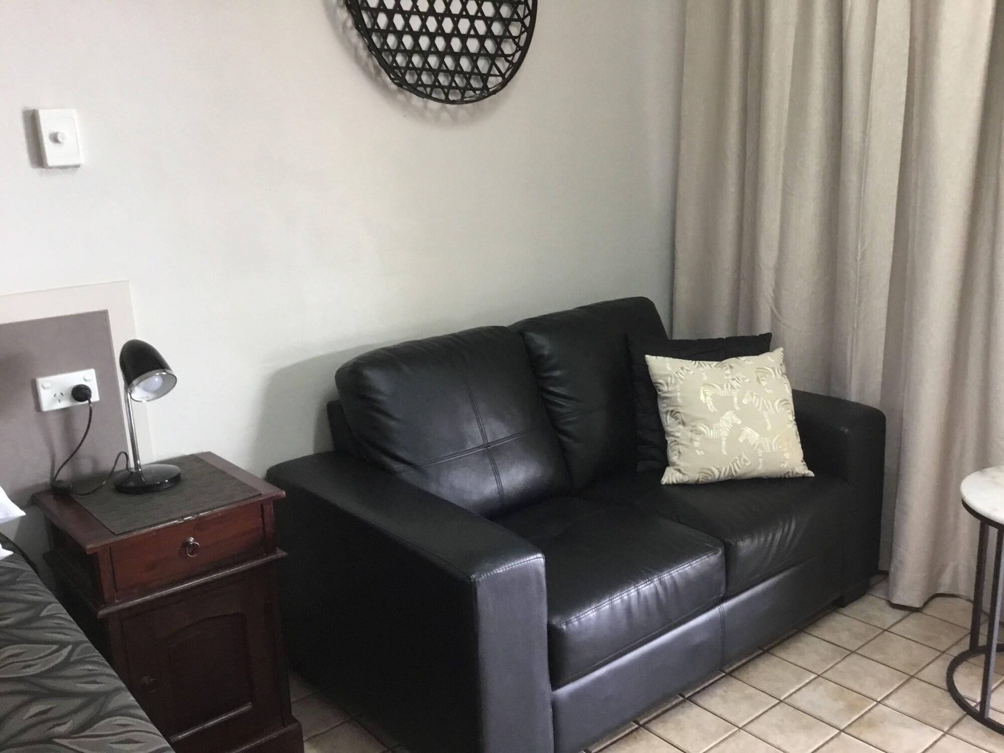 Golden Palms Motor Inn Μπούνταμπεργκ Εξωτερικό φωτογραφία